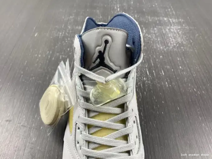 Cheap LUCY Maniere A Air Ma 5 Jordan FZ5758-004 x WMNS 0507